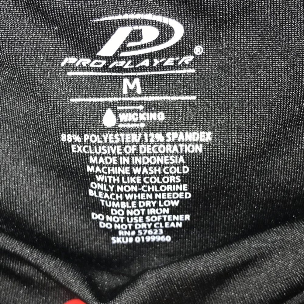 Moisture wicking workout leggings
